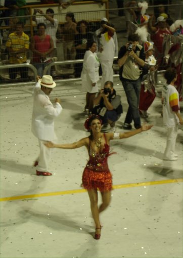 Samba Dancer