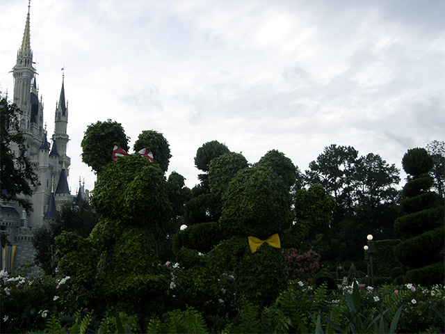 Micky & Minnie at Disney's Magic Kingdom