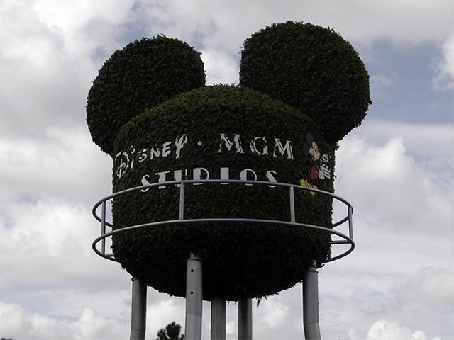 Earffel Tower Topiary at Disney's Hollywood Studios